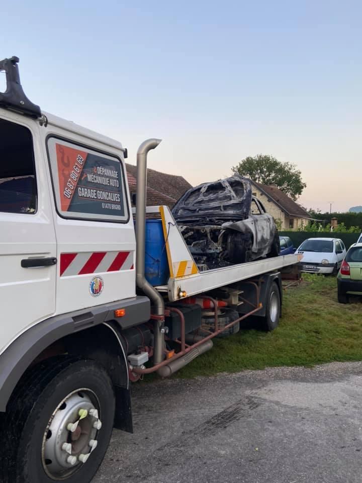 Remorquage véhicule Briord